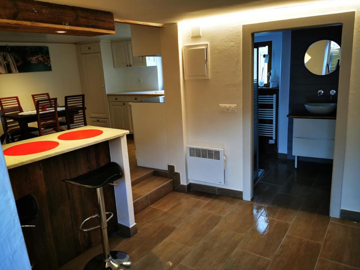 Joli Appartement Au Coeur Du Village Orsières Exteriér fotografie