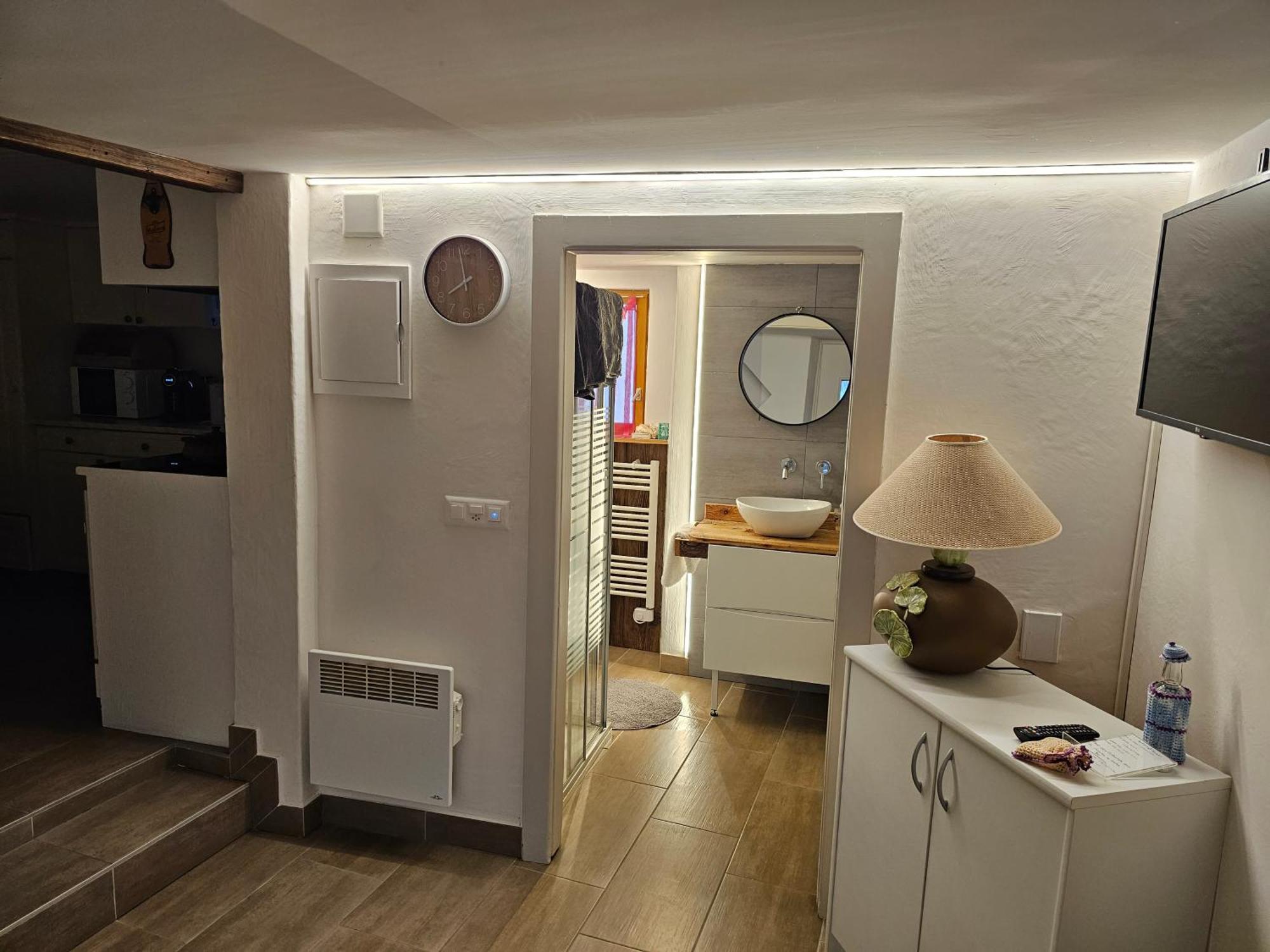Joli Appartement Au Coeur Du Village Orsières Exteriér fotografie