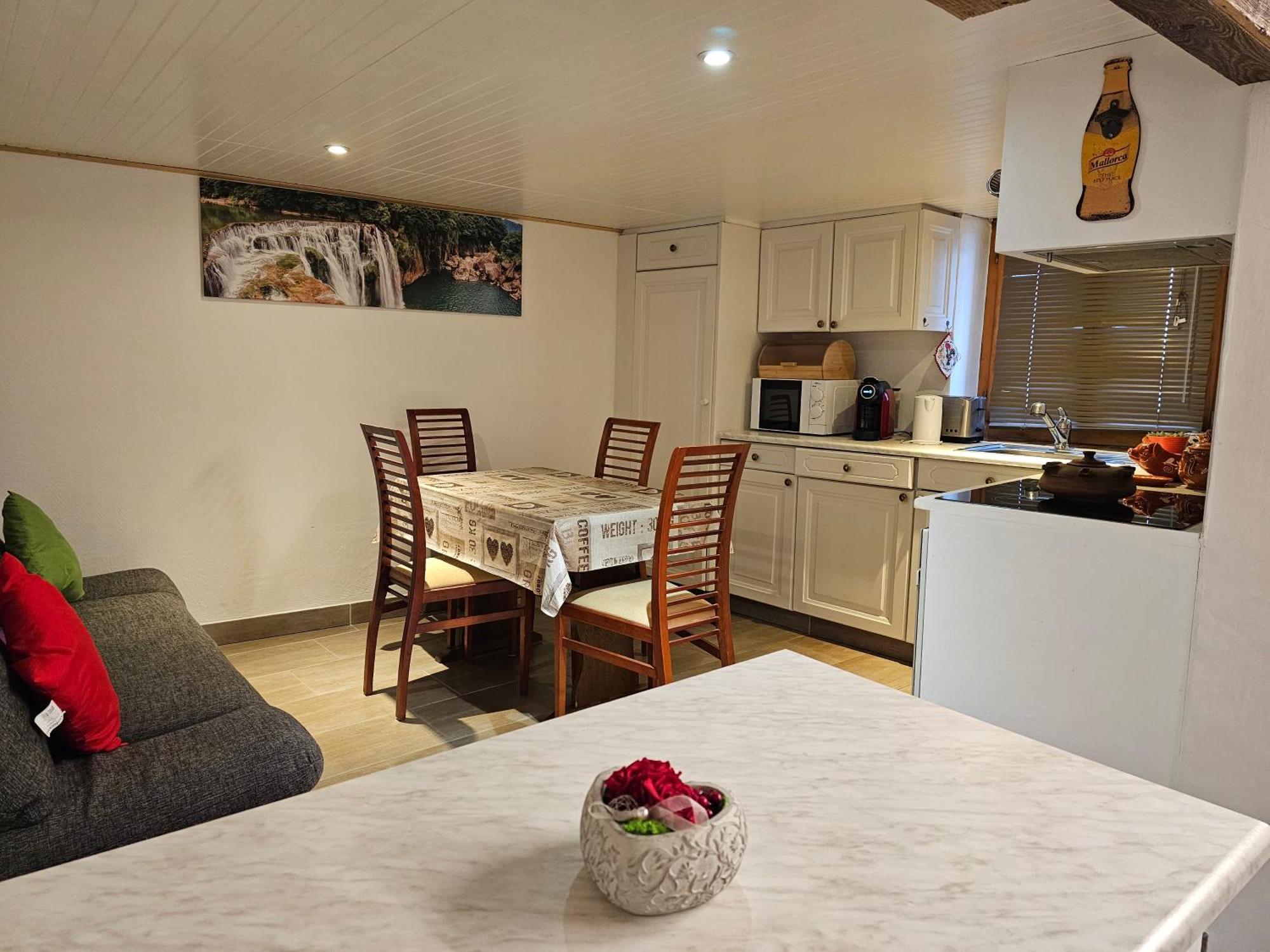 Joli Appartement Au Coeur Du Village Orsières Exteriér fotografie